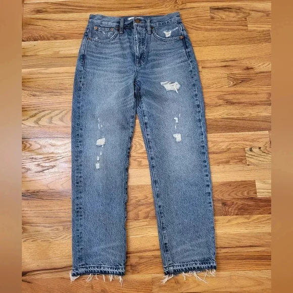 Madewell Classic High-Rise Old School Distressed Straight Leg Jeans(26) - Picture 2 of 12